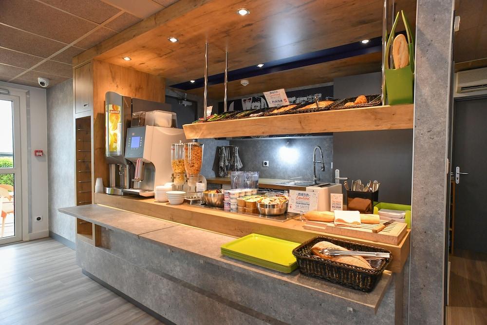 Ibis Budget Saint Lo Экстерьер фото