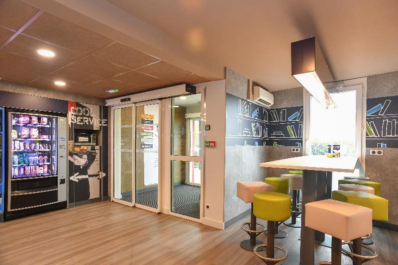 Ibis Budget Saint Lo Экстерьер фото